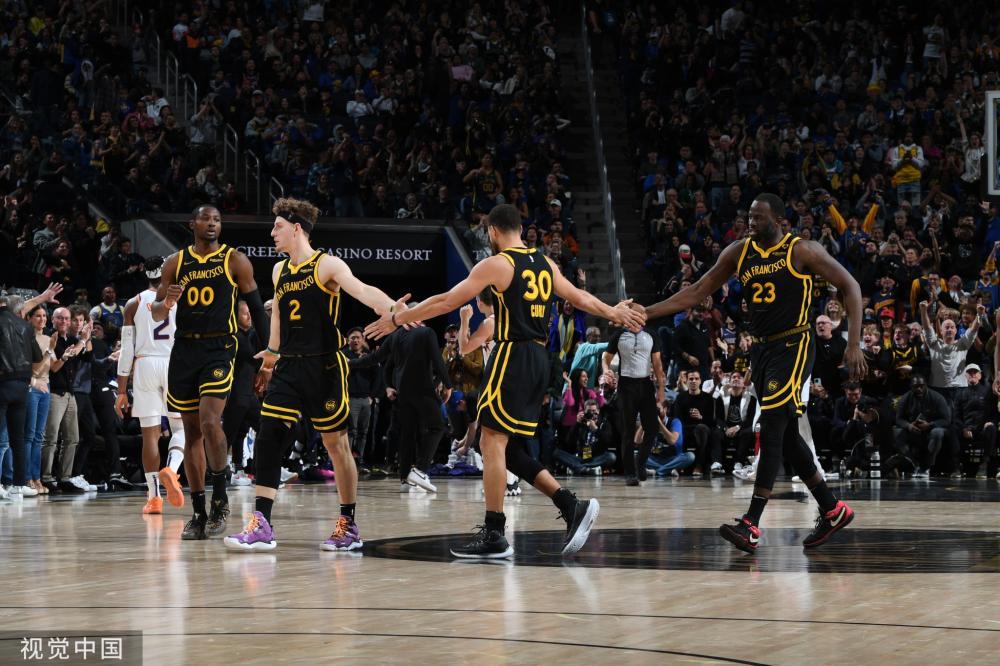 这位年轻的 这位年轻的