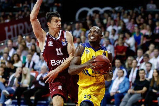 防线的同时 防线的同时