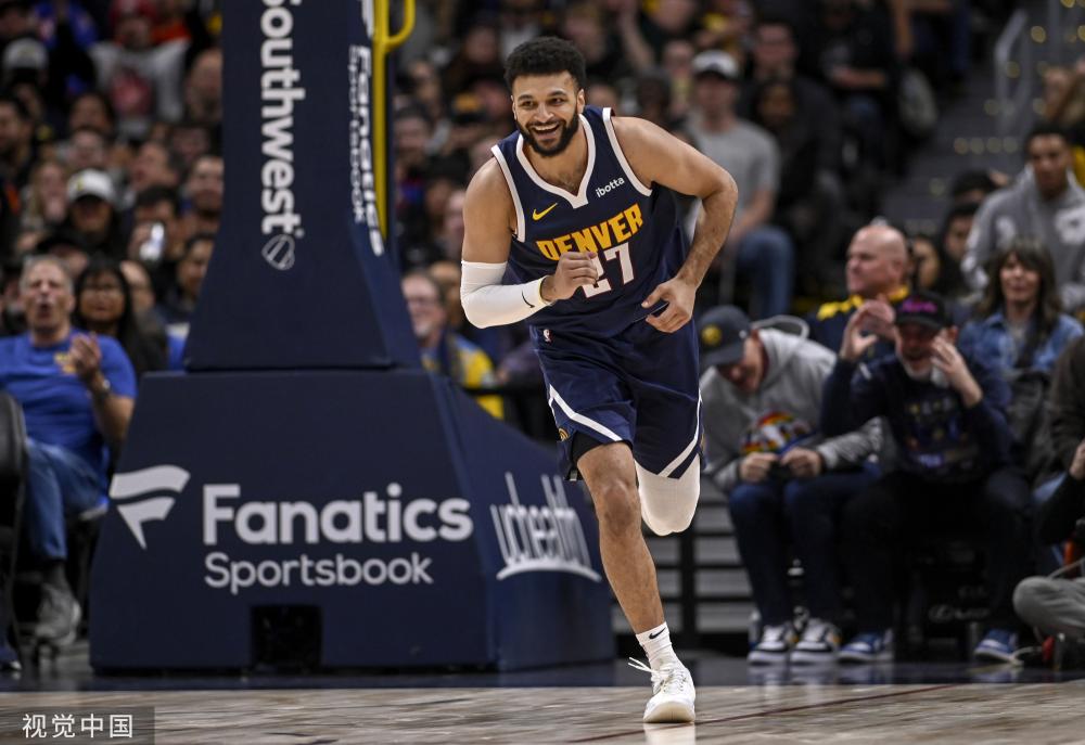 作为年轻球 作为年轻球