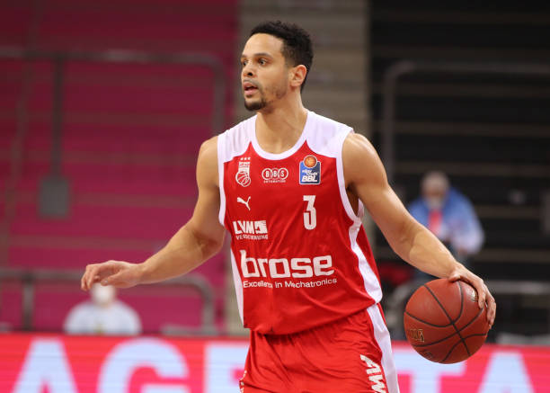 凸显了其国 凸显了其国